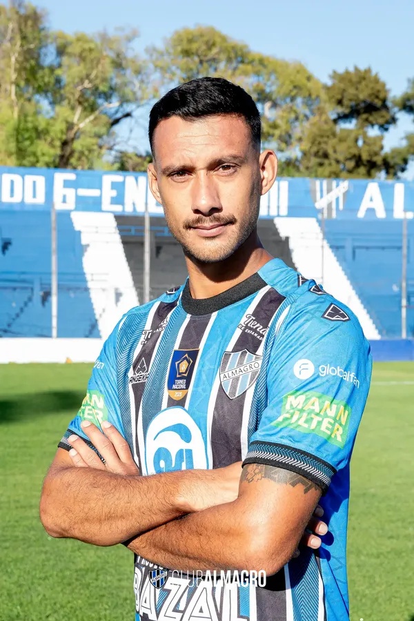 Julián Vitale - Jugador del Club Almagro
