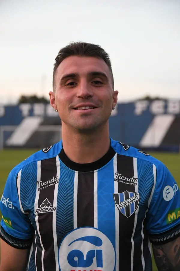Brian Negro - Jugador del Club Almagro