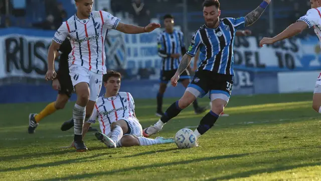 Fecha 23: Sumó de local. - Club Almagro