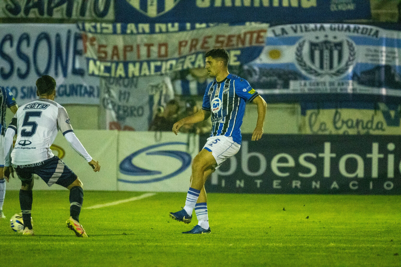F17 – Empate contra el lechero