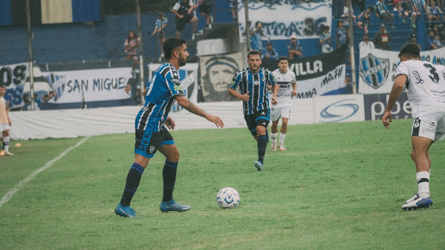 GANÓ EN CASA Y YA SUMA 3 PARTIDOS SIN DERROTAS EN EL GRUPO A
