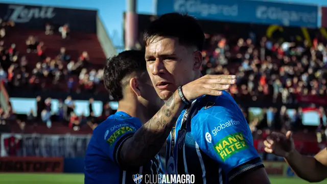 F27 - TRES PUNTOS EN PARANÁ - Club Almagro