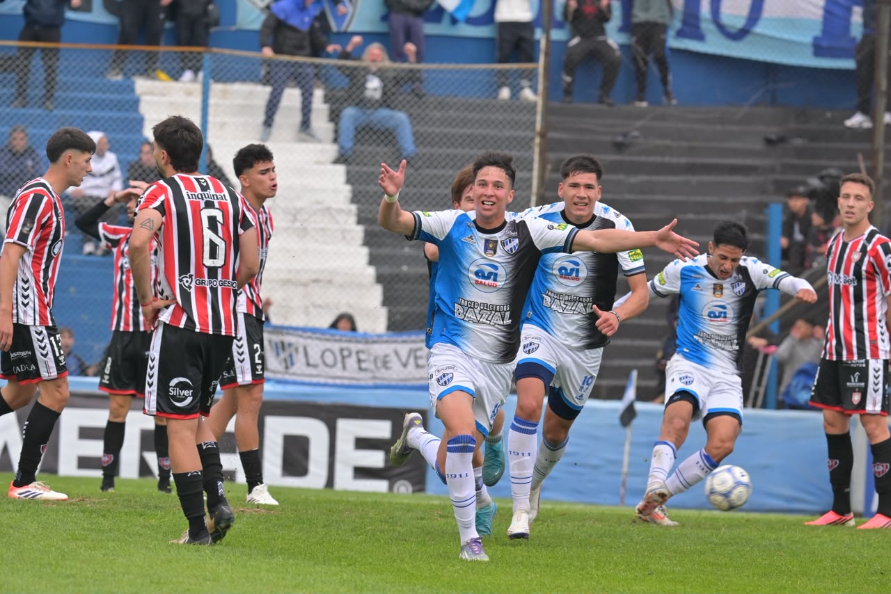 F33 - DELIRIO TRICOLOR